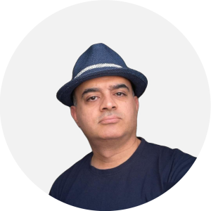 امین ساقی | محمدامین ساقی‌زاده | الگوتریدر کریپتو | معمار نرم‌افزار